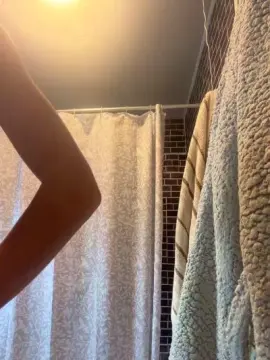 Cam4 Nude Webcam of Roxy_roo2601