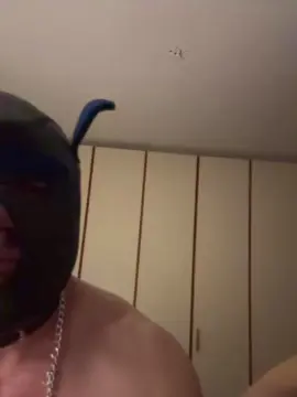 Cam4 Sex Chat of Infestacon