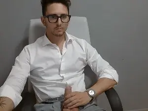Cam4 Adult Webcam of masterboss_