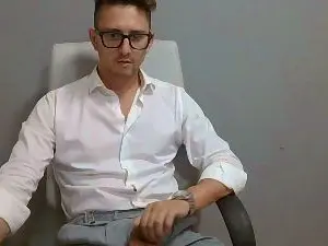 Cam4 Live Sex Cam of masterboss_