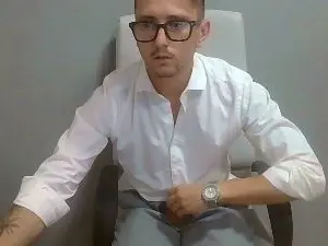 Cam4 Live Sex of masterboss_