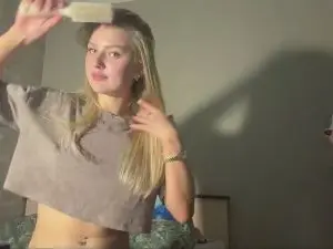 Cam4 Free Porn Cam of RolandeBaseler