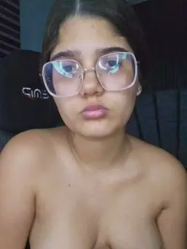 Cam4 Live Porn of Maddyh