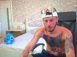 Cam4 Free Live Porn of JonahShaw