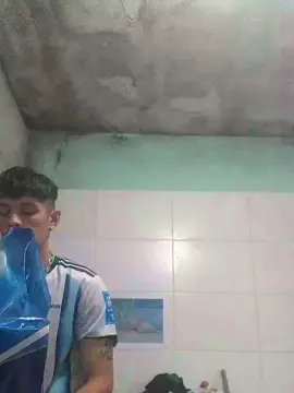 Cam4 Watch Live Sex Cams of Tubblindo