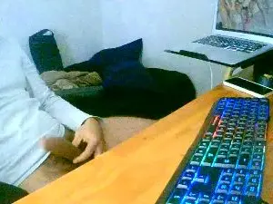 Cam4 Free Live Porn of joaolucaspriva