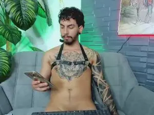 Cam4 Sex Cam of levi_wolf