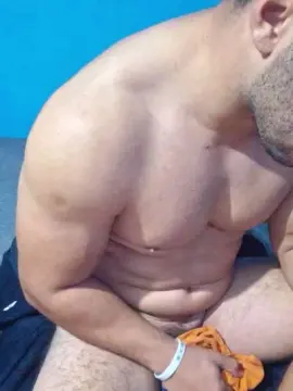 Cam4 Private Sex Chat of Carlos_fitness2
