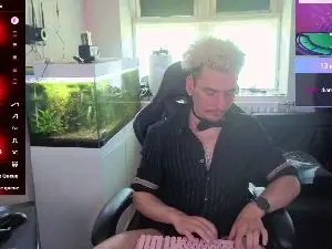 Cam4 Sex Chat of Rayzel_White