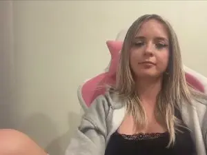 Cam4 Best live sex cam show of Sisi_Bunny