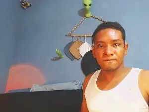 Cam4 Private Sex Chat of grandeygruesa1