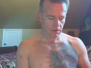 Cam4 Free Live Porn of DILFiGuess1