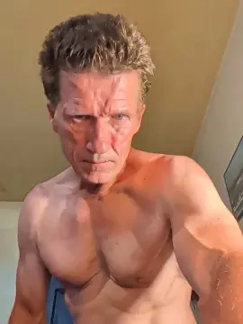 Cam4 Private Sex Chat of davedonny45