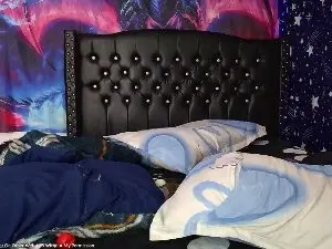 Cam4 Free Porn Cam of DanielleHoles