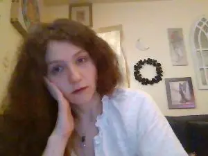 Cam4 Watch Live Sex Cams of QueenCrimson
