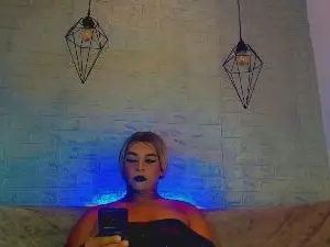 Cam4 Live Sex Cam of CristallGill_