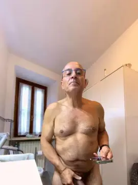 Cam4 Nude Webcam of Milk1958