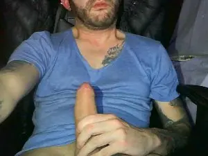 Cam4 Live Porn of anewcarebigck