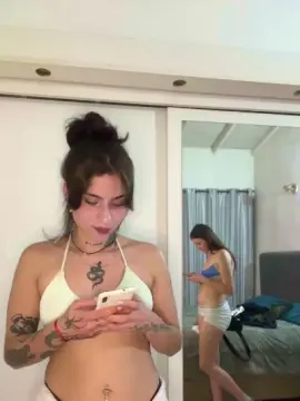 Cam4 Free Live Porn of misssssfortune