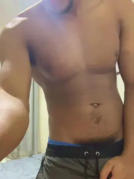 Cam4 Nude Webcam of Pintudomacho