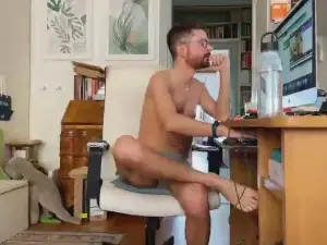 Cam4 Live Sex of pisellone_roma