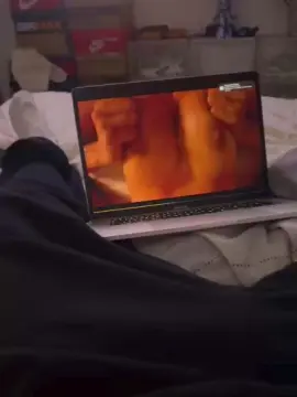 Cam4 Sex Chat of Elsutro369