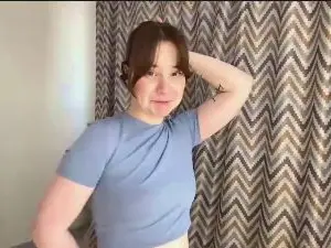 Cam4 Live Sex of VivienneTuter