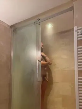 Cam4 Live Porn of Auvergine