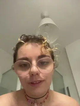 Cam4 Adult Video Chat of Emy_2002