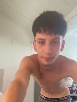 Cam4 Best Webcam of Leonardo250606