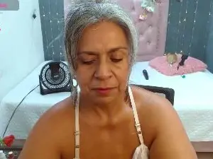 Cam4 Live Sex of lalisha_96