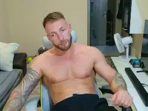 Cam4 Free Live Porn of BoyTatto95