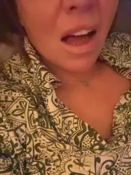 Cam4 Live Sex Cam of Lucy_Louxx