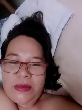 Cam4 Free Live Porn of Mystica40