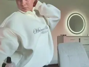 Cam4 Watch Live Sex Cams of MapleInscoe