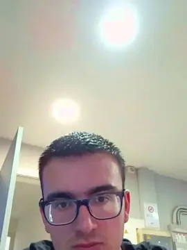Cam4 Live Sex of danidj007