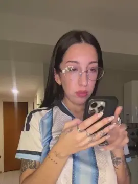 Cam4 Live Sex Cam of babylola33