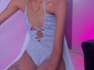 Cam4 Free Live Porn of baby_celestee