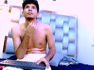 Cam4 Best live sex cam show of Lucas_Dream