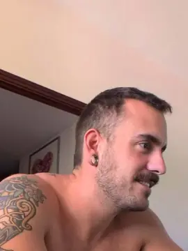 Cam4 Free Live Porn of tortillito