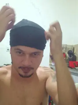 Cam4 Live Porn of MysticMRJ