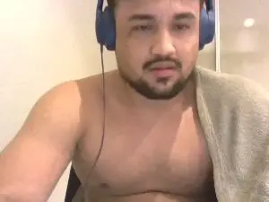 Cam4 Free Porn Cam of BigBoyhot9
