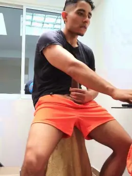 Cam4 Sex Cam of Alex_del_Toro