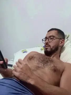 Cam4 Live Sex Cam of HShotsmilegyn