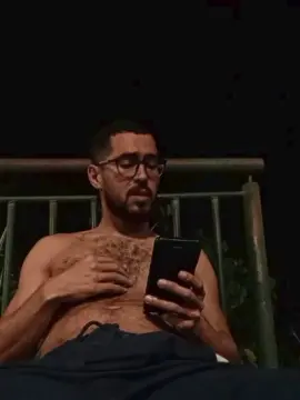 Cam4 Live Sex of HShotsmilegyn