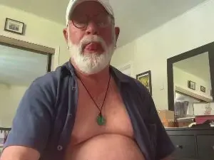 Cam4 Live Porn of bearfacts709