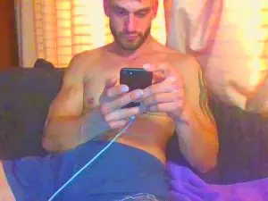 Cam4 Watch Live Sex Cams of HotCock4u77