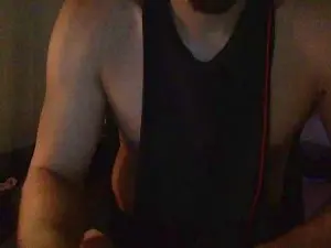 Cam4 Free Live Porn of bigpapicharlie