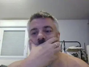 Cam4 Watch Live Sex Cams of loulou999999