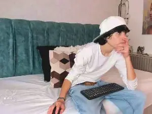 Cam4 Sex Chat of Diamante_twink